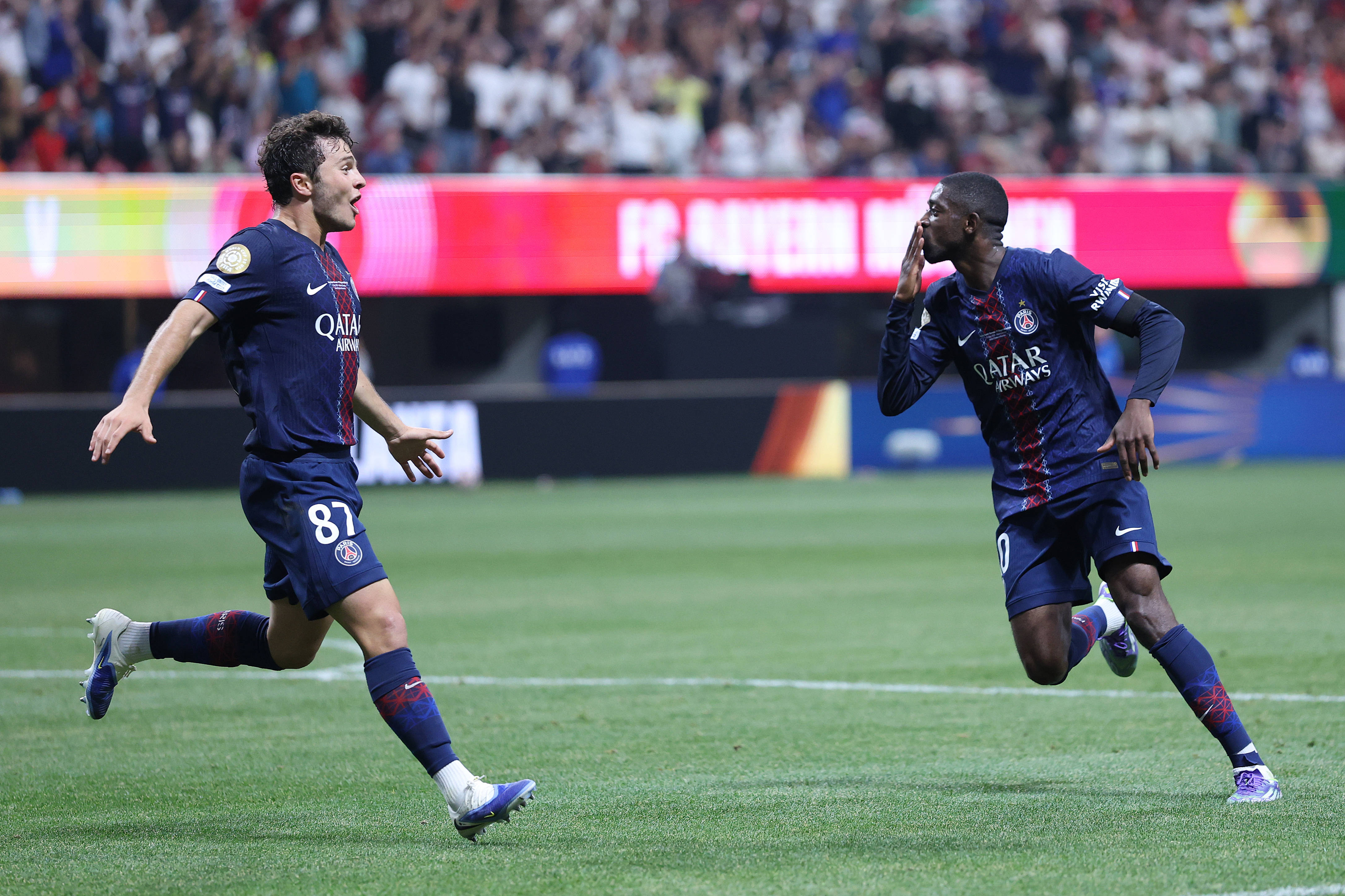 的观察视角 的观察视角